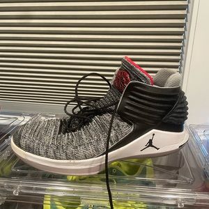 Jordan XXXII size 11 like new